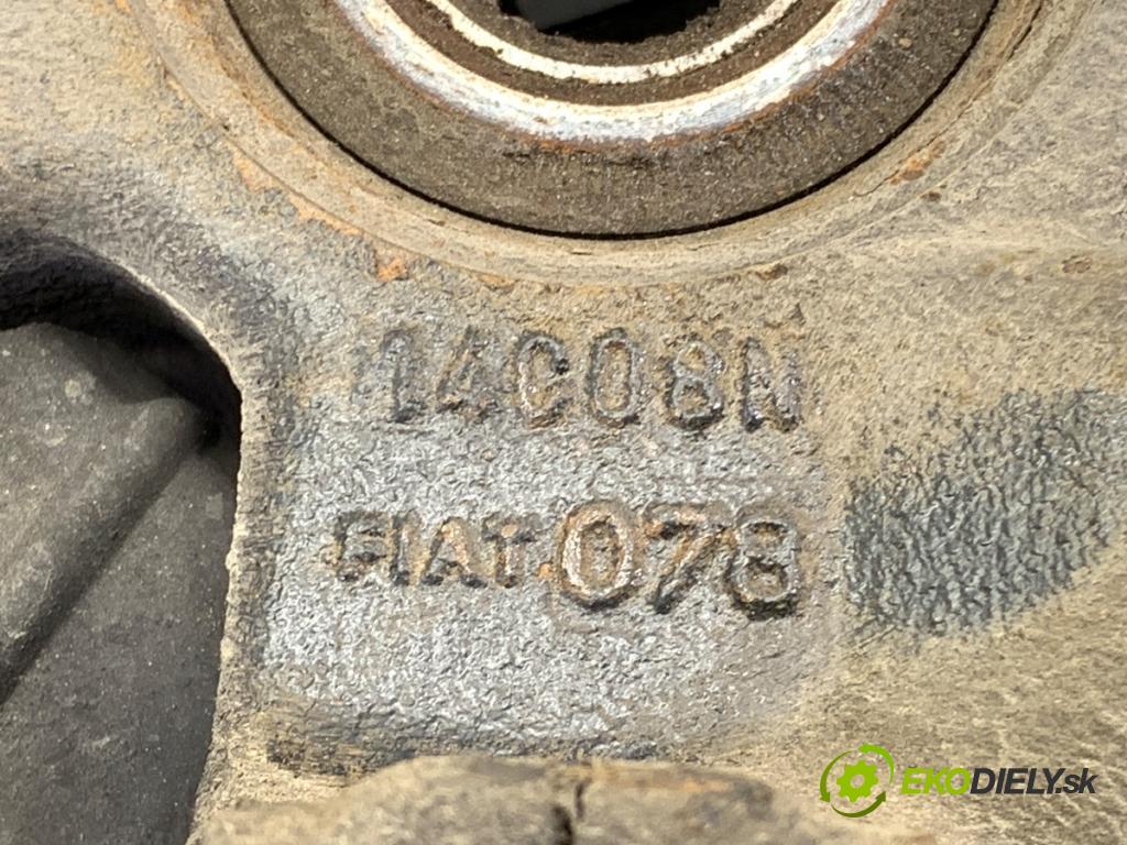 FIAT PANDA III liftback 2014 51 kW 1.2 (312PXA1A) 1242 náboj levý přední část
