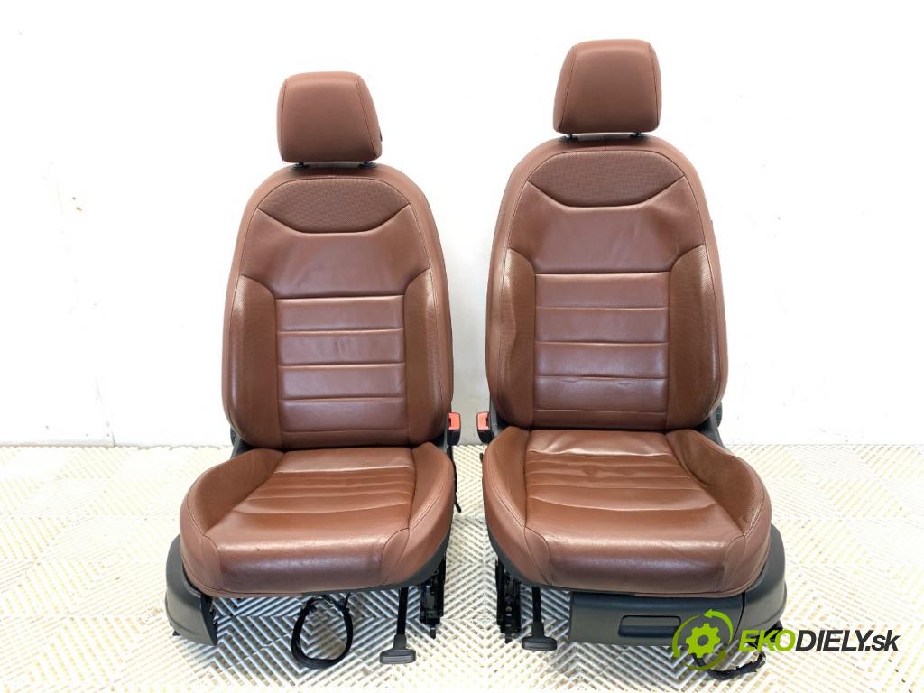 SEAT ATECA SUV 2016 110 kW 2.0 TDI 4Drive 1968 sedadla sedačky sedadlo boční