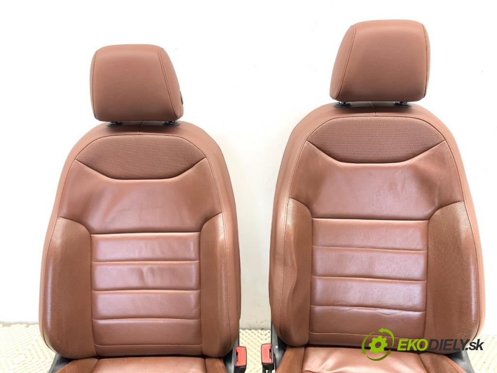 SEAT ATECA SUV 2016 110 kW 2.0 TDI 4Drive 1968 sedadla sedačky sedadlo boční