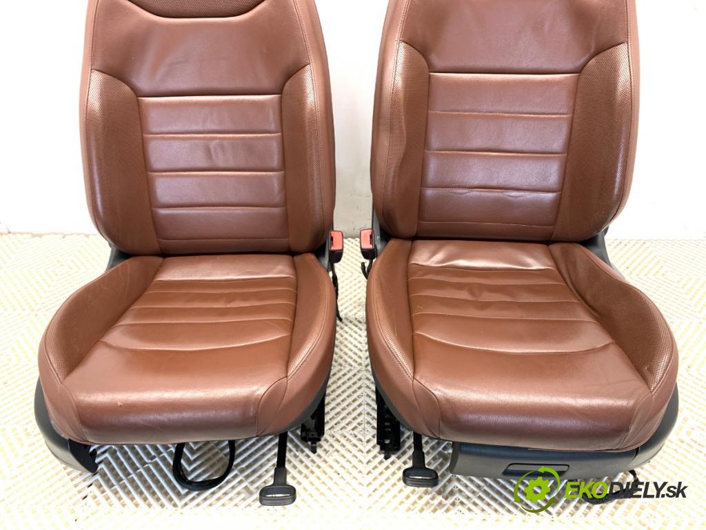 SEAT ATECA SUV 2016 110 kW 2.0 TDI 4Drive 1968 sedadla sedačky sedadlo boční