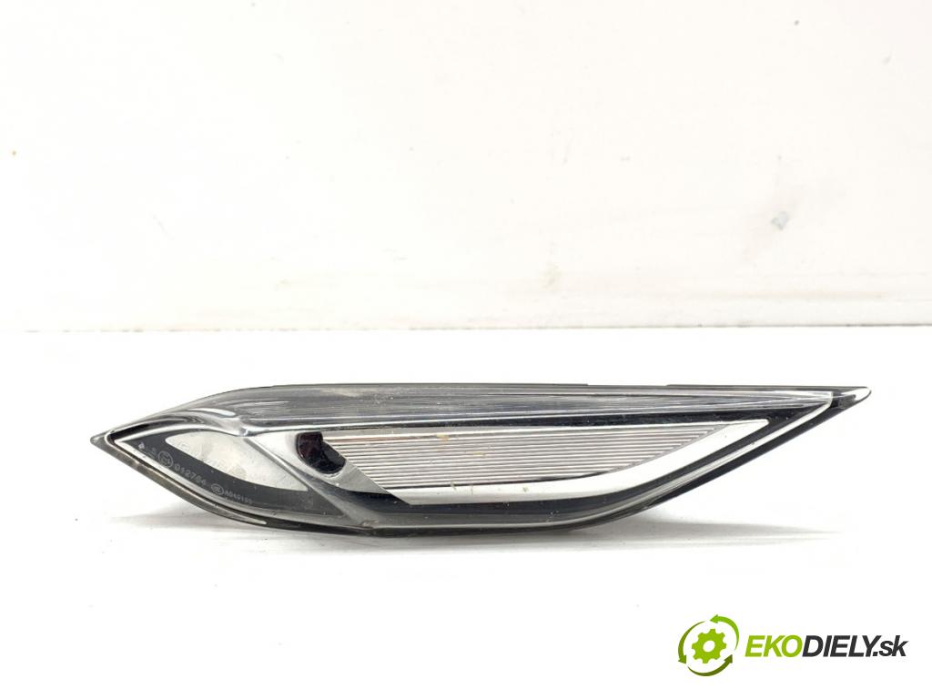 PORSCHE CAYENNE SUV 2013 220 kW 3.6 3598 směrovka pravý přední část 7P5949102 (Klika dveří ostatní)