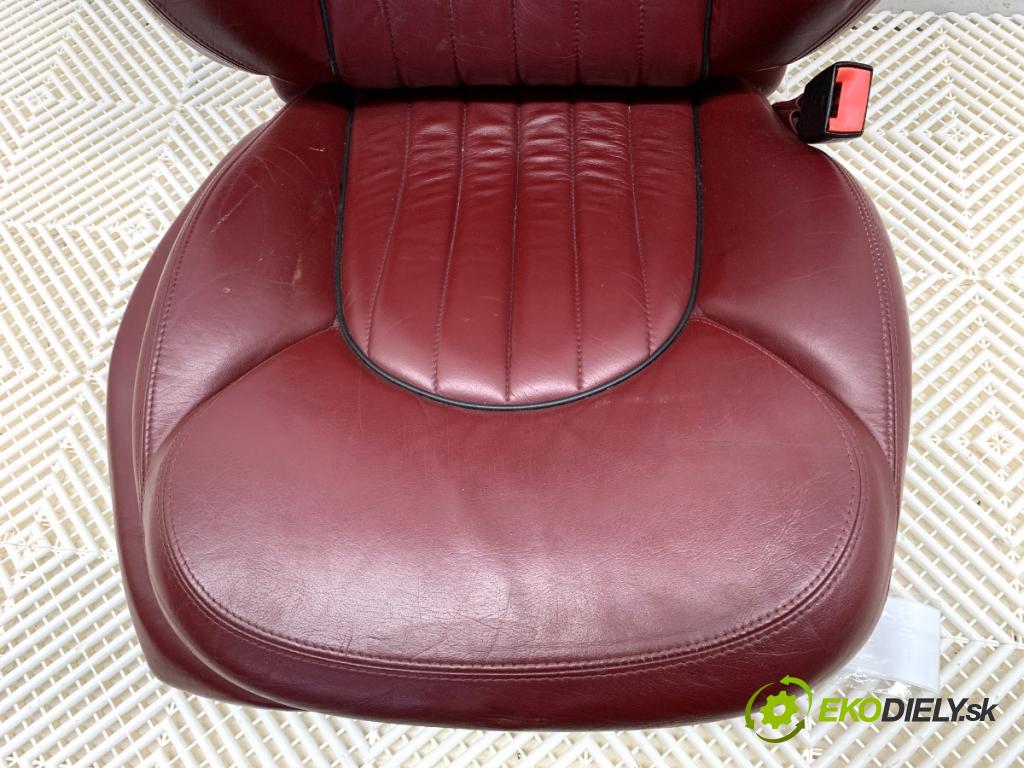 MASERATI 3200 GT coupe 2000 271 kW 3.2 Biturbo V8 32V 3217 Sedadlo pravy predný