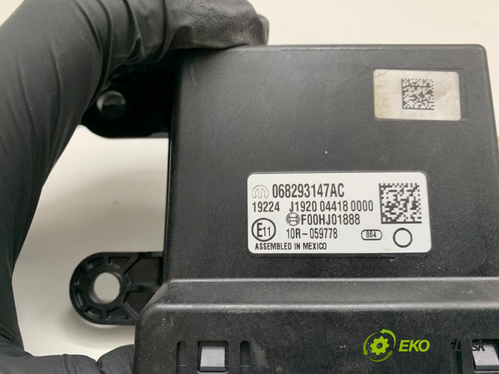 CHRYSLER PACIFICA nadwozie wielkoprzestrzenne (MPV) 2018 185 kW 3.6 Hybrid 3604 modul GATEWAY 68293147AC