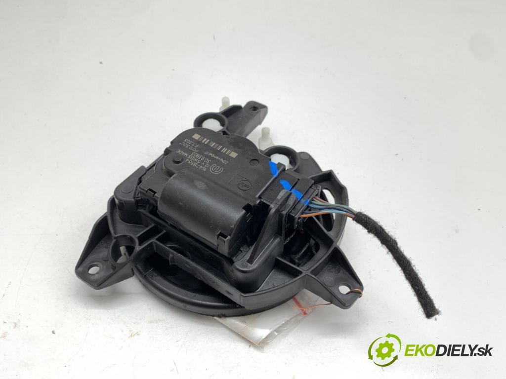 CHRYSLER PACIFICA nadwozie wielkoprzestrzenne (MPV) 2018 185 kW 3.6 Hybrid 3604 motor topení 16478554