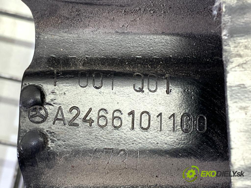 MERCEDES-BENZ W176 liftback 2013 90 kW A 180 (176.042) 1595 výztuha nárazníka zadní část A2466101100 (Zadní výztuha)