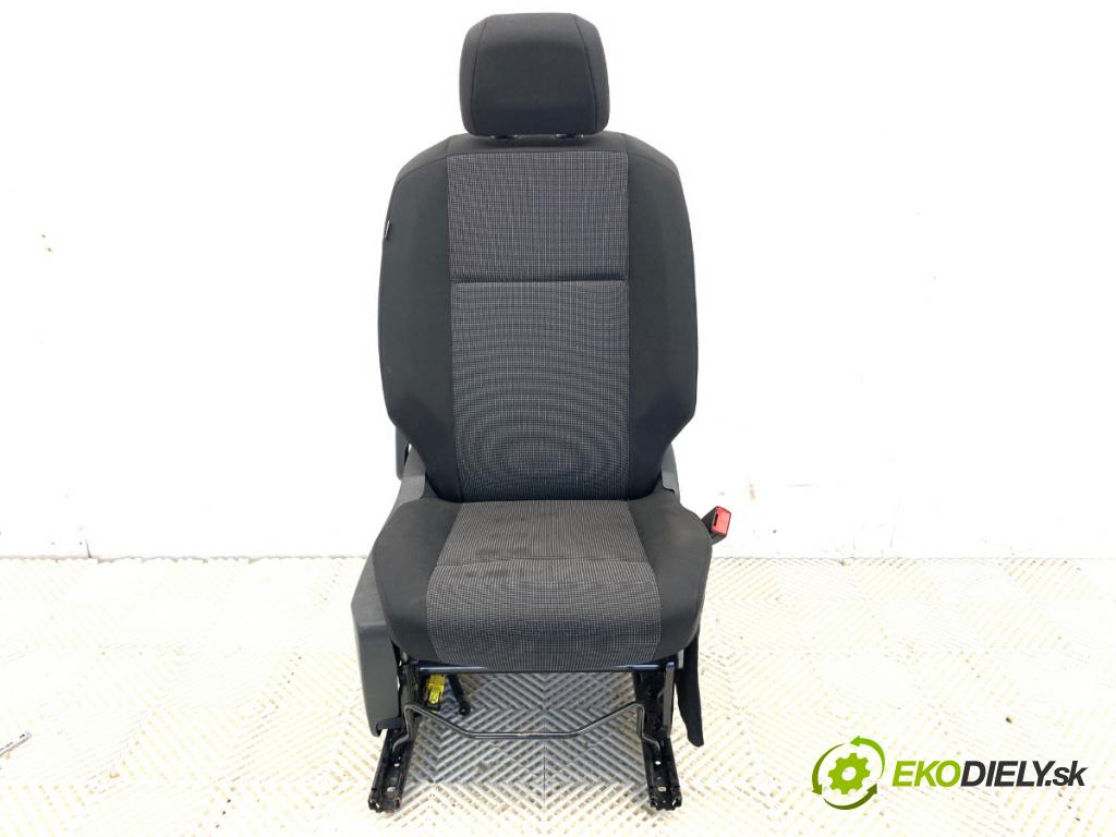 TOYOTA PROACE Nadwozie pełne/minivan 2024 75 kW 1.5 D-4D 100 (BPZMD) 1499 Sedadlo pravy predný 