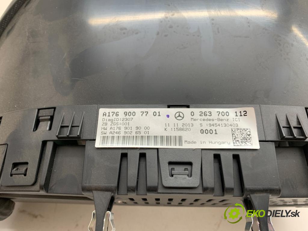 MERCEDES-BENZ W176 liftback 2013 90 kW A 180 (176.042) 1595 Prístrojovka A1769007701 (Prístrojová doska)