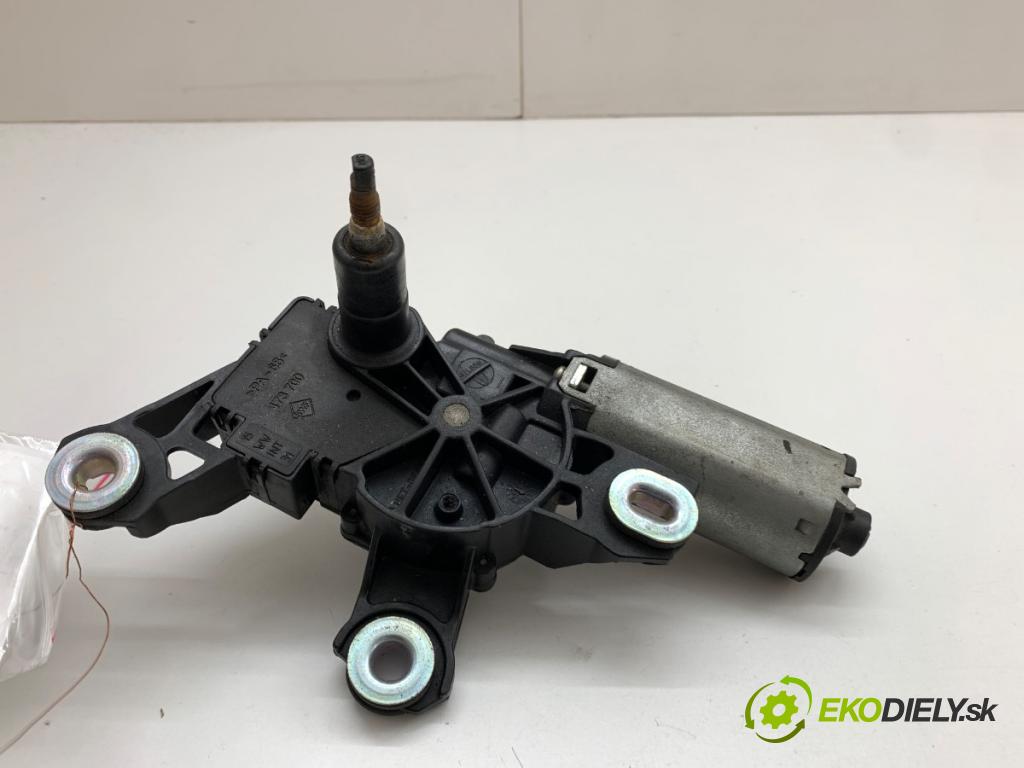 AUDI A4 B7 Kombi 2005 103 kW 2.0 TDI 1968 Motor stieračov zad