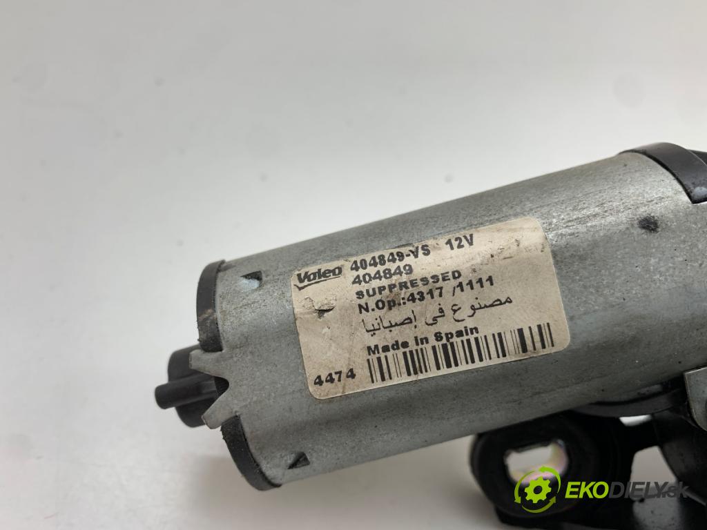 AUDI A4 B7 Kombi 2005 103 kW 2.0 TDI 1968 Motor stieračov zad