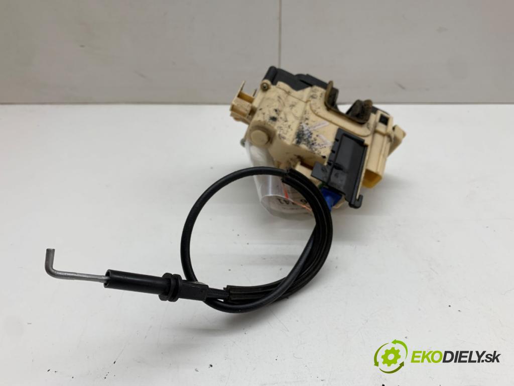 FIAT PANDA III liftback 2014 51 kW 1.2 (312PXA1A) 1242 zámok dveře levý zadní část 51963630