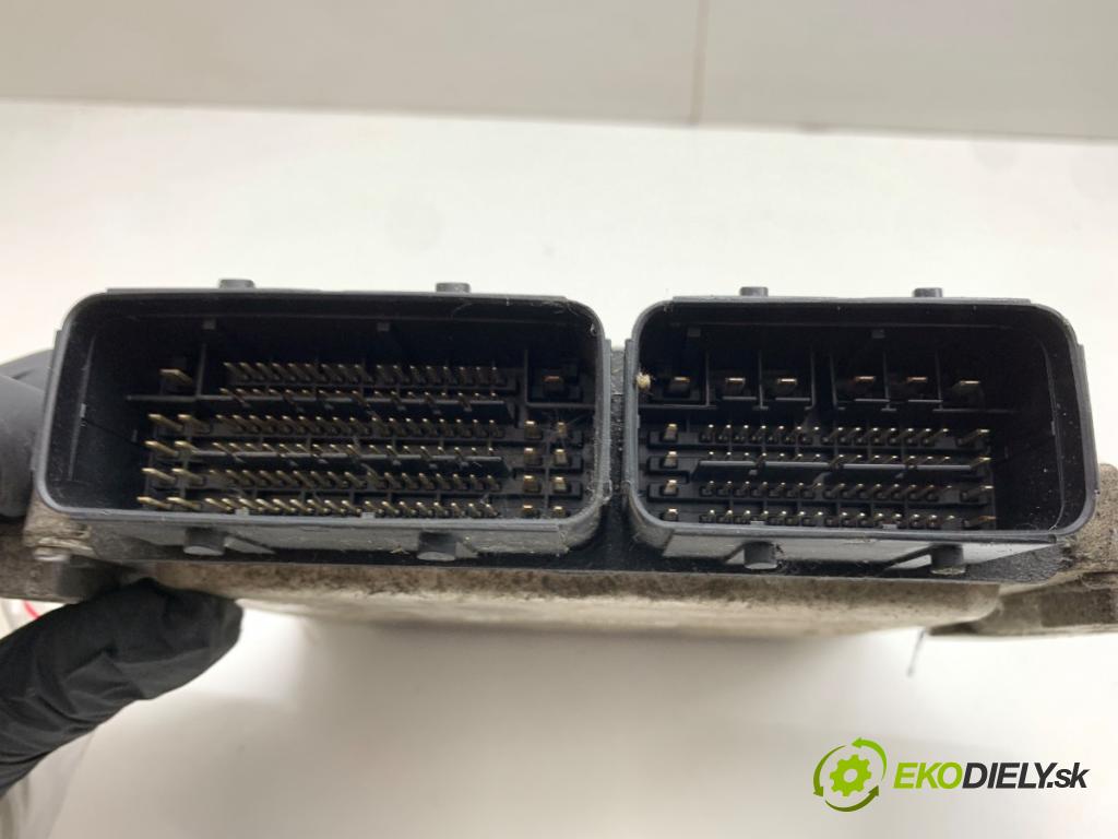 PEUGEOT BOXER I Autobus 2017 96 kW 2.0 BlueHDi 130 1997 řídící jednotka motora 9809447780 9692366180 (Řídicí jednotka)