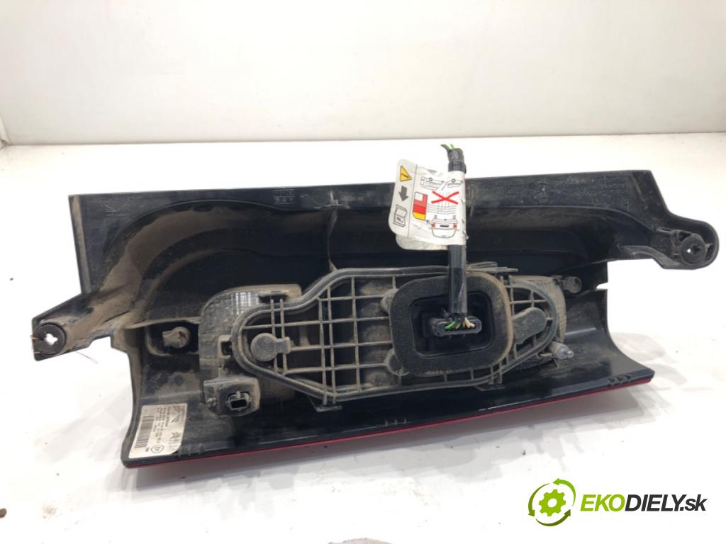TOYOTA PROACE Nadwozie pełne/minivan 2024 75 kW 1.5 D-4D 100 (BPZMD) 1499 Svetlo ľavy zad 9819235880
