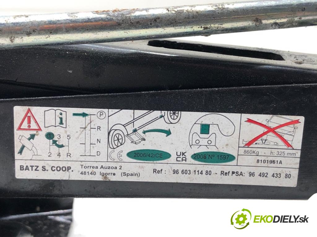 TOYOTA PROACE Nadwozie pełne/minivan 2024 75 kW 1.5 D-4D 100 (BPZMD) 1499 ZVEDÁK: - mechanismus 9649243380