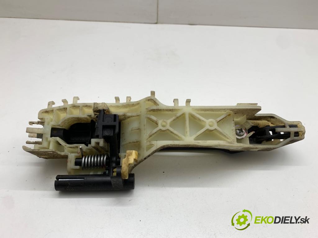 KIA PICANTO II liftback 2012 51 kW 1.0 998 Kľučka vonkajšia pravy zad