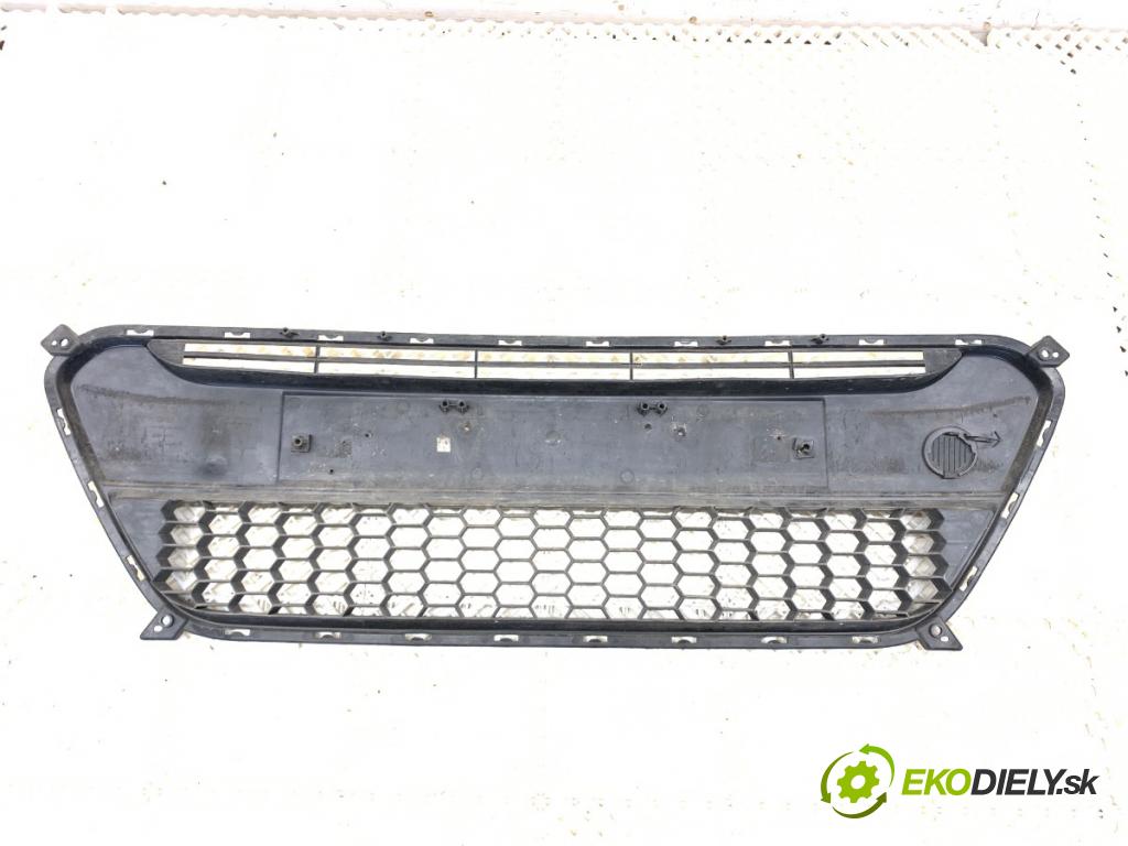 KIA PICANTO II liftback 2012 51 kW 1.0 998 mří nárazníka přední část střední 86569-1Y000