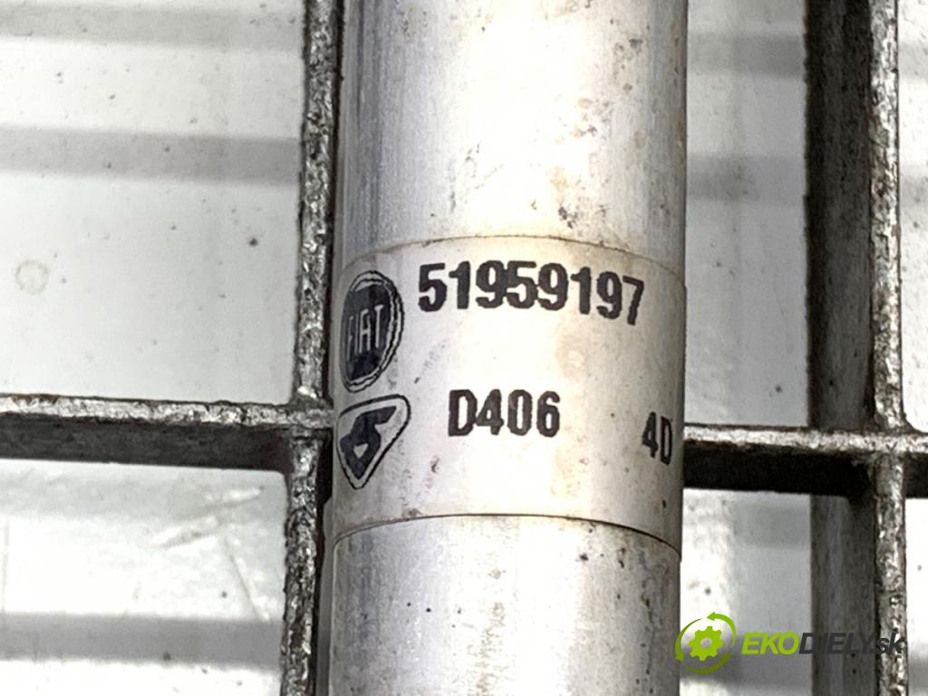 FIAT PANDA III liftback 2014 51 kW 1.2 (312PXA1A) 1242 rúrka klimatizace 51959197 (Trubka klimatizace)