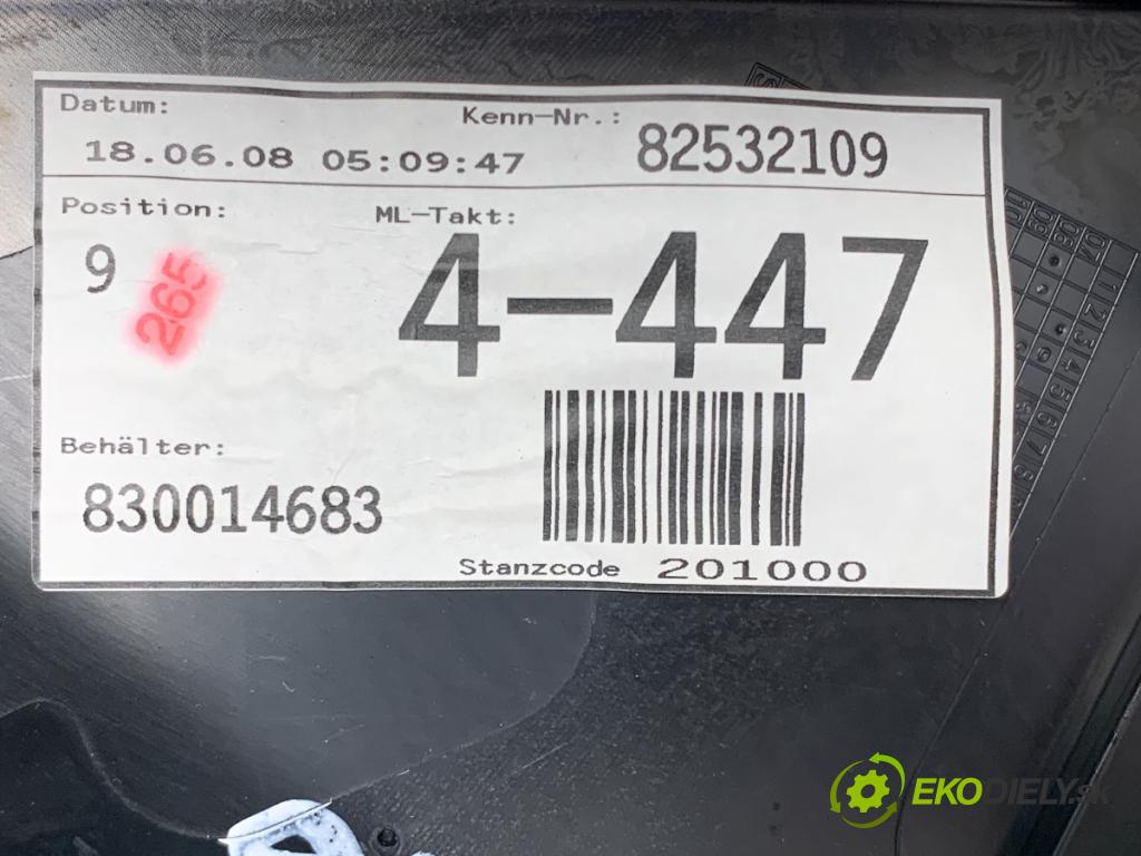 AUDI A4 B8 Kombi 2008 105 kW 2.0 TDI 1968 ča dveře levý přední část