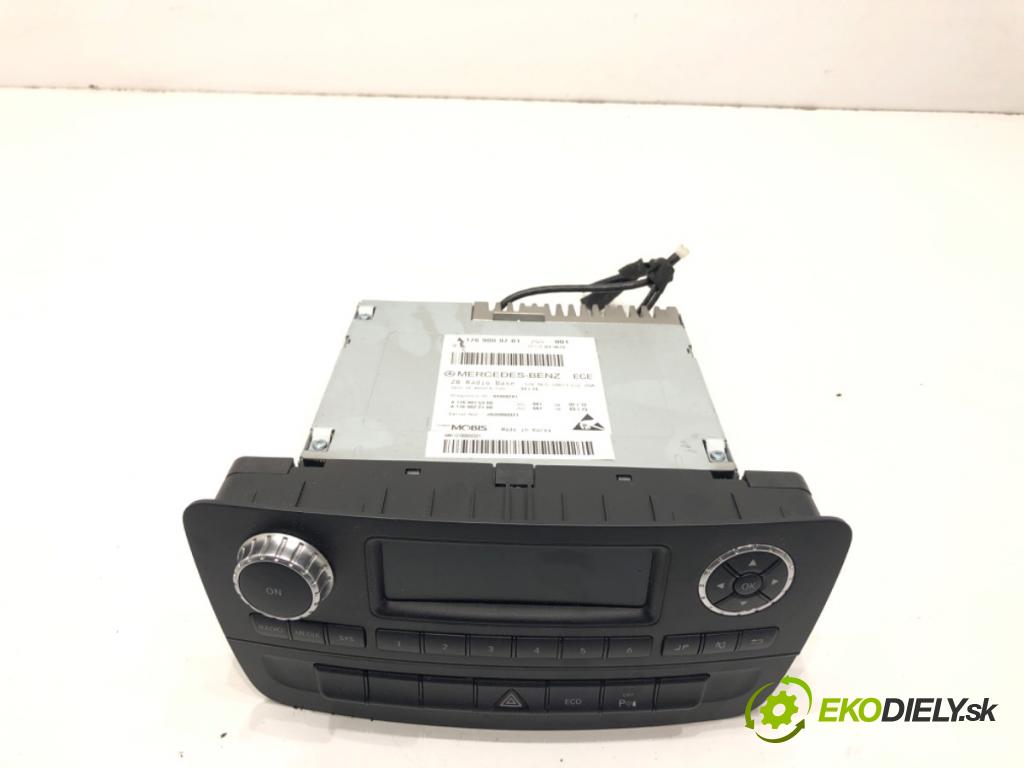 MERCEDES-BENZ W176 liftback 2013 90 kW A 180 (176.042) 1595 RADIO A1769009701 (Audio zariadenie)
