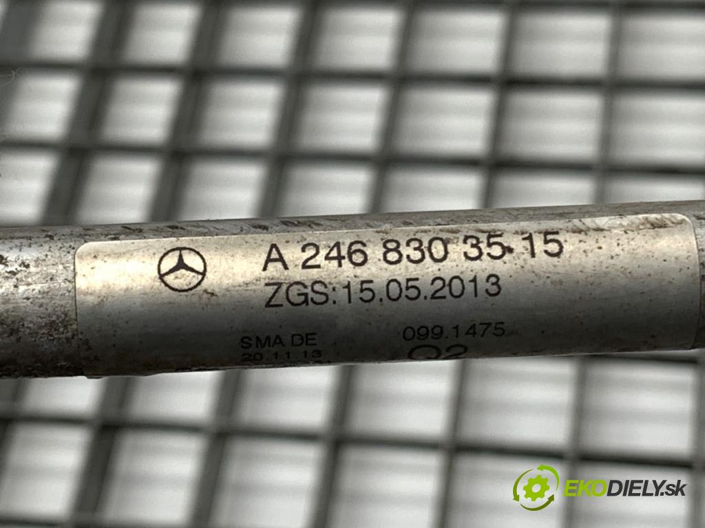 MERCEDES-BENZ W176 liftback 2013 90 kW A 180 (176.042) 1595 rúrka klimatizace A2468303515 (Trubka klimatizace)
