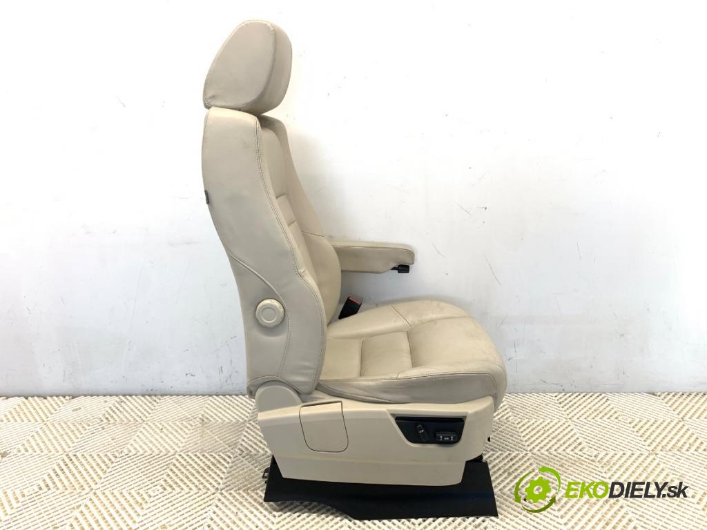 LAND ROVER RANGE ROVER SPORT I SUV 2009 200 kW 3.6 D 4x4 3628 sedadlo pravý přední část