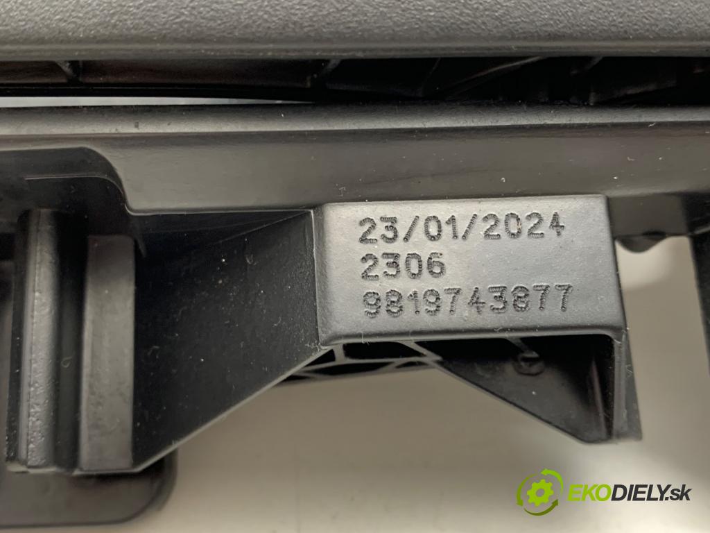 TOYOTA PROACE Nadwozie pełne/minivan 2024 75 kW 1.5 D-4D 100 (BPZMD) 1499 Kľučka vnútorná pravy predný 9819743877