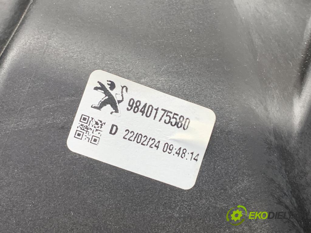 TOYOTA PROACE Nadwozie pełne/minivan 2024 75 kW 1.5 D-4D 100 (BPZMD) 1499 Mechanizmus okna pravy predný 9840175580