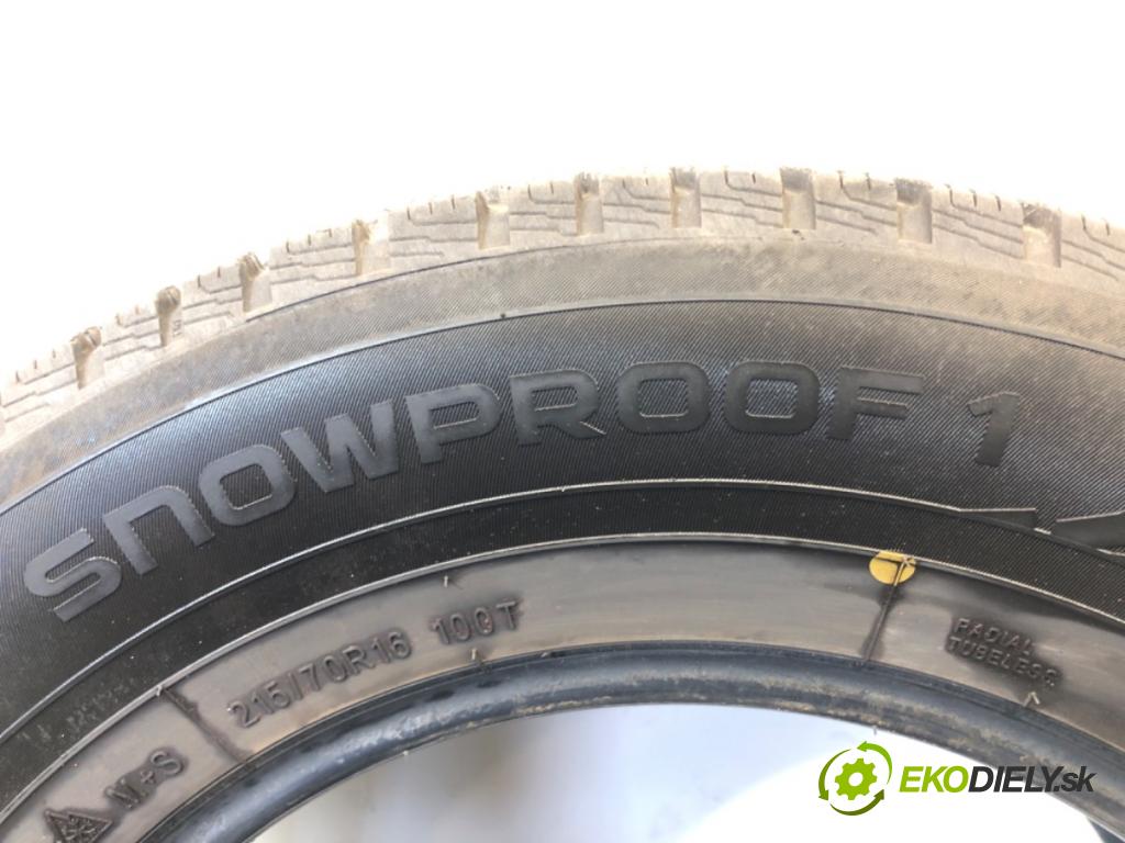 --- ---      PNEUMATIKA: zima 1X 215/70 16" NOKIAN