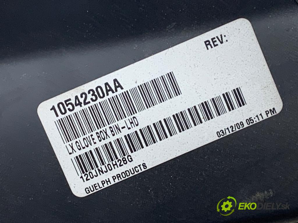 DODGE CHALLENGER coupe 2009 186 kW 3.5 3518 přihrádka kastlík spolujezdce  (Přihrádka (kastlík))