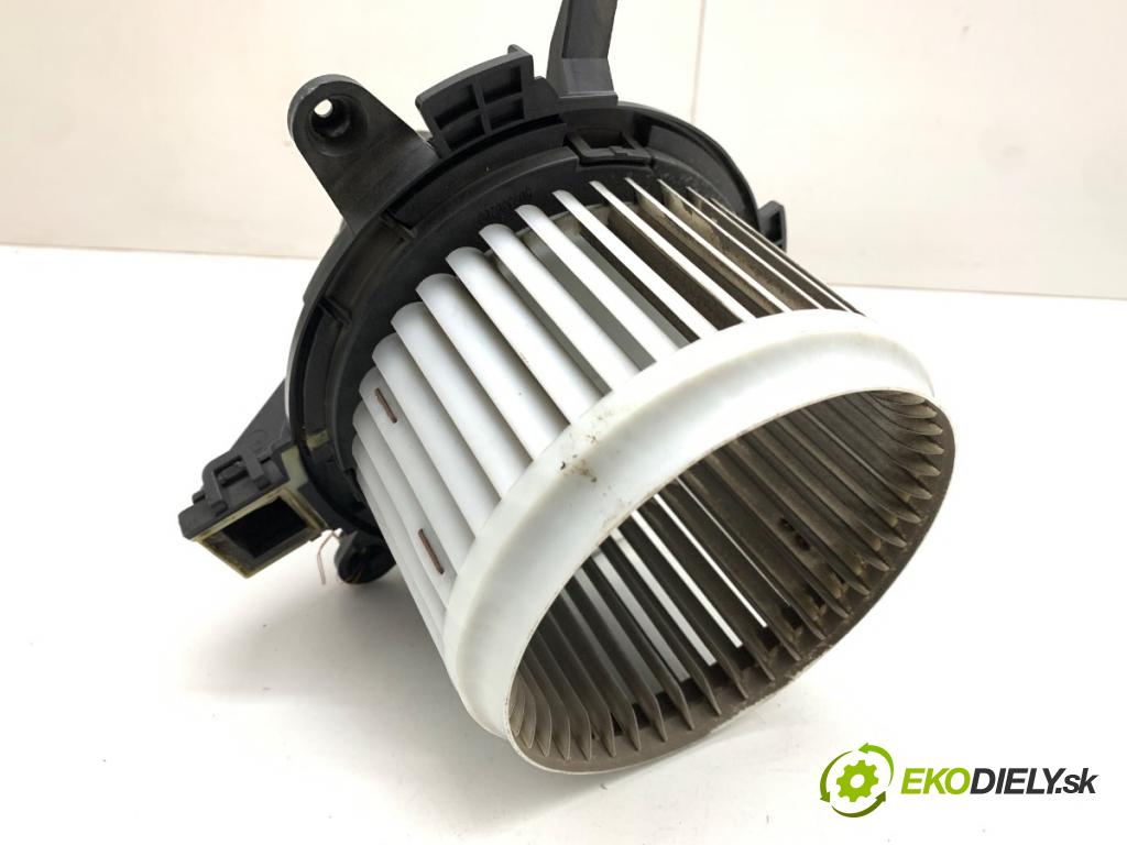 TOYOTA PROACE Nadwozie pełne/minivan 2024 75 kW 1.5 D-4D 100 (BPZMD) 1499 ventilátor kúrenia EQA351