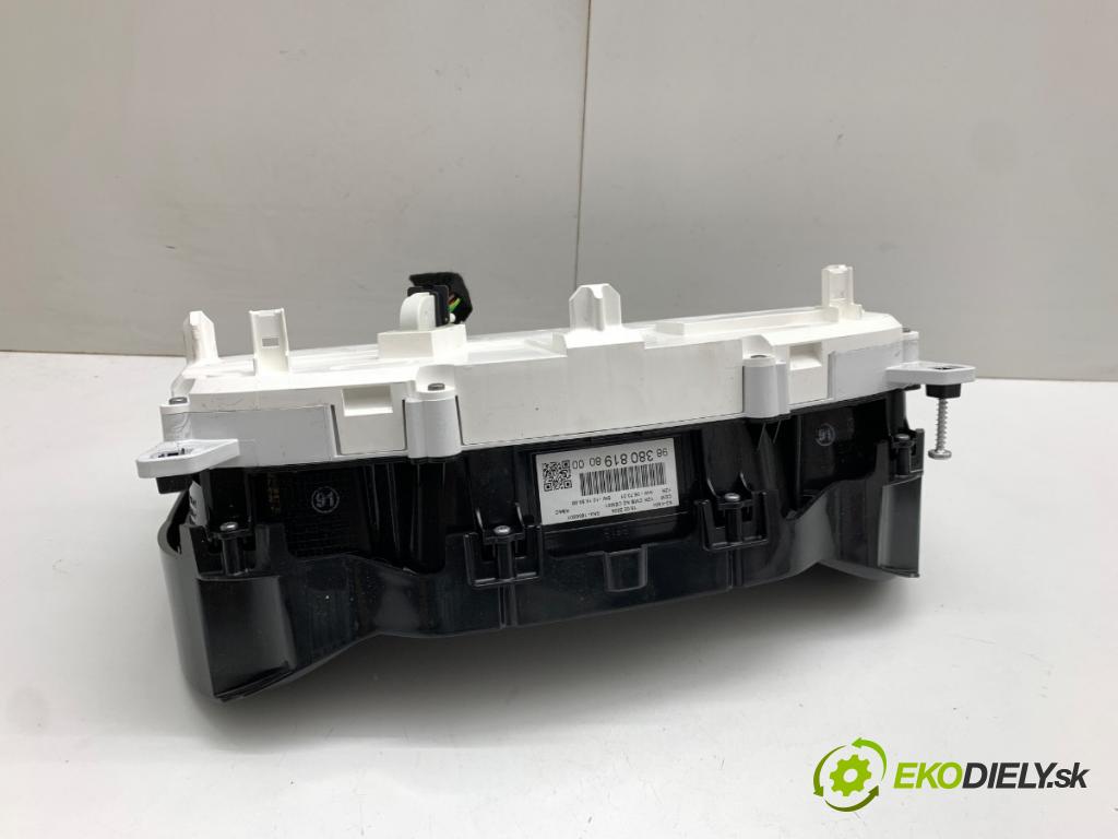 TOYOTA PROACE Nadwozie pełne/minivan 2024 75 kW 1.5 D-4D 100 (BPZMD) 1499 Prístrojovka 9838081980 (Prístrojová doska)