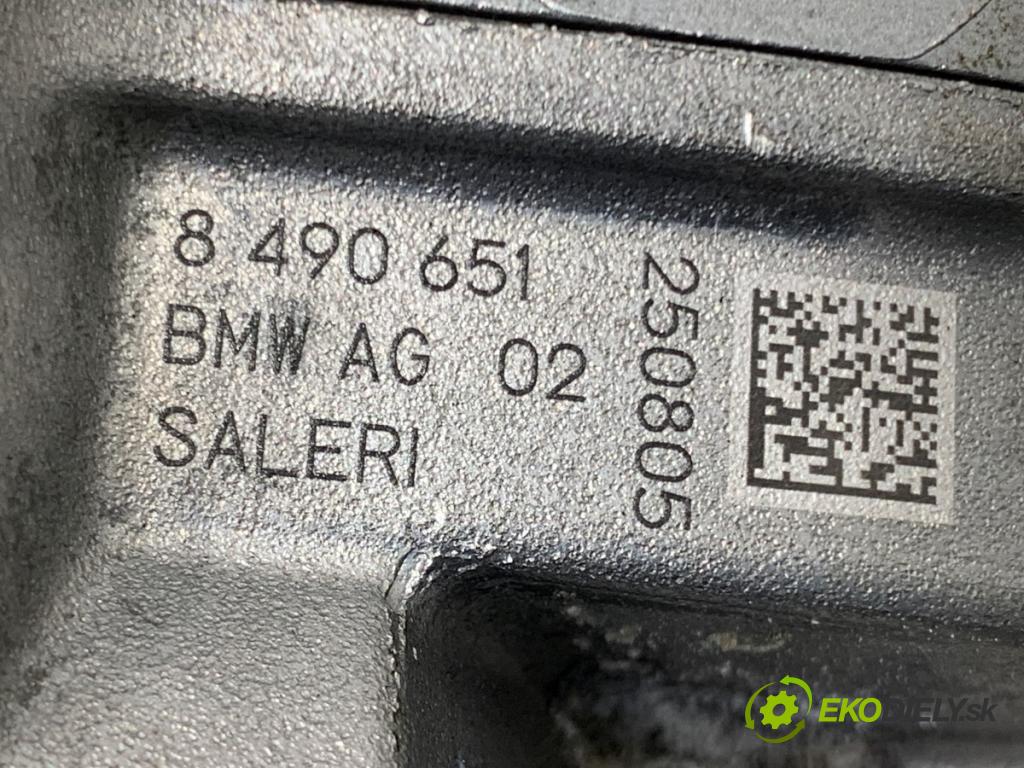 BMW 1  2025 110 kW 118d 110 kW [150 KM] 1995 pumpa vody 8490651 (Vodní pumpa)