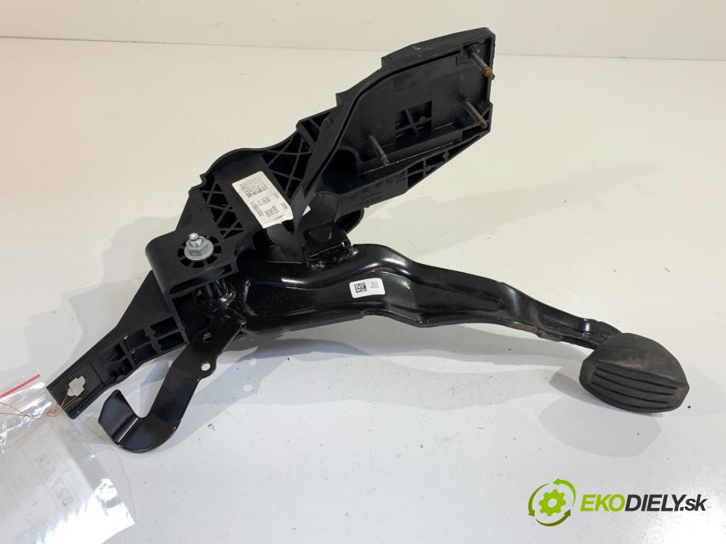 TOYOTA PROACE Nadwozie pełne/minivan 2024 75 kW 1.5 D-4D 100 (BPZMD) 1499 pedal brzdy