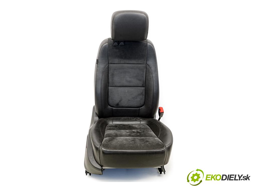 VW SHARAN nadwozie wielkoprzestrzenne (MPV) 2013 130 kW 2.0 TDI 1968 Sedadlo pravy predný