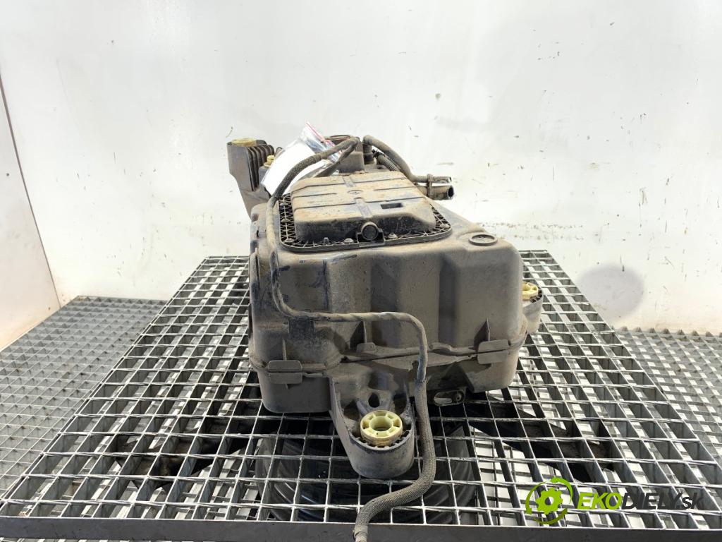 TOYOTA PROACE Nadwozie pełne/minivan 2024 75 kW 1.5 D-4D 100 (BPZMD) 1499 nádržka SCR P1012340