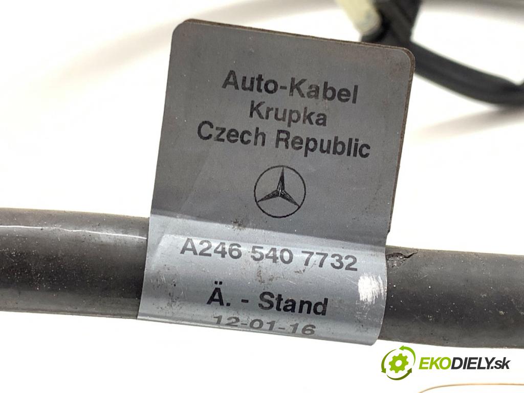 MERCEDES-BENZ W176 liftback 2013 90 kW A 180 (176.042) 1595 svorka plus A2465407732