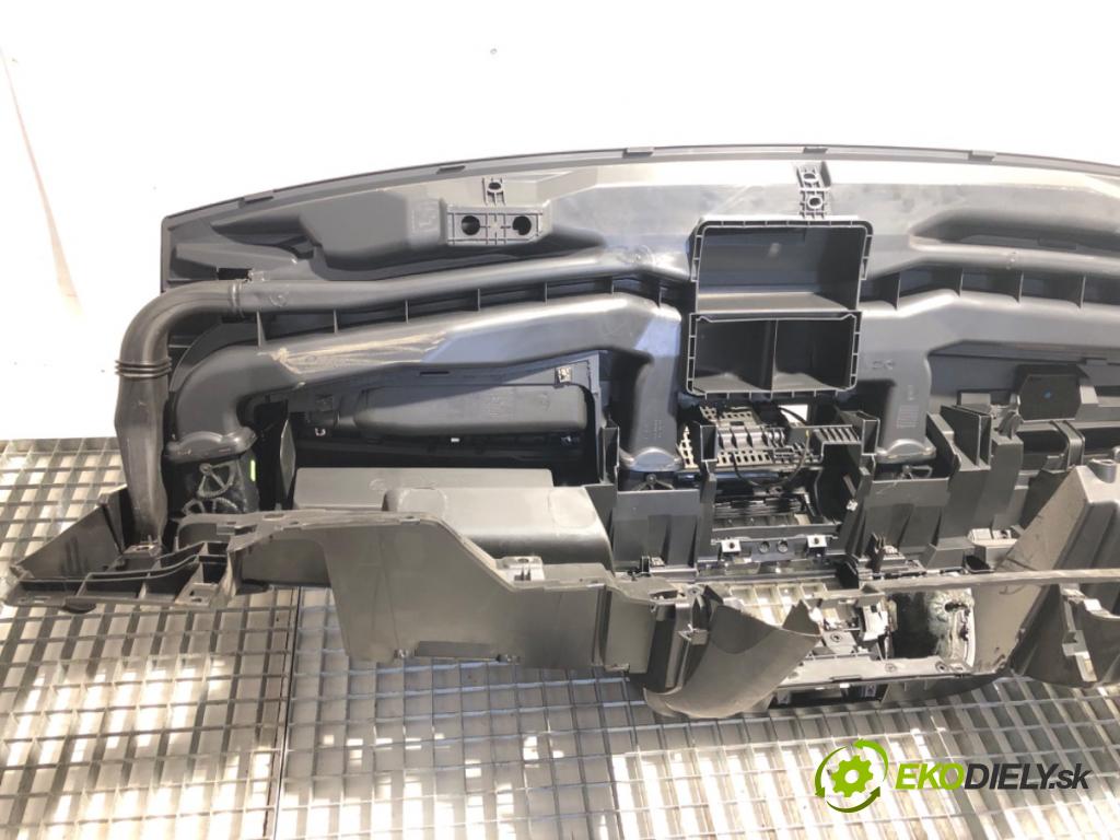 PEUGEOT BOXER I Autobus 2017 96 kW 2.0 BlueHDi 130 1997 palubní doska  (Palubní deska)