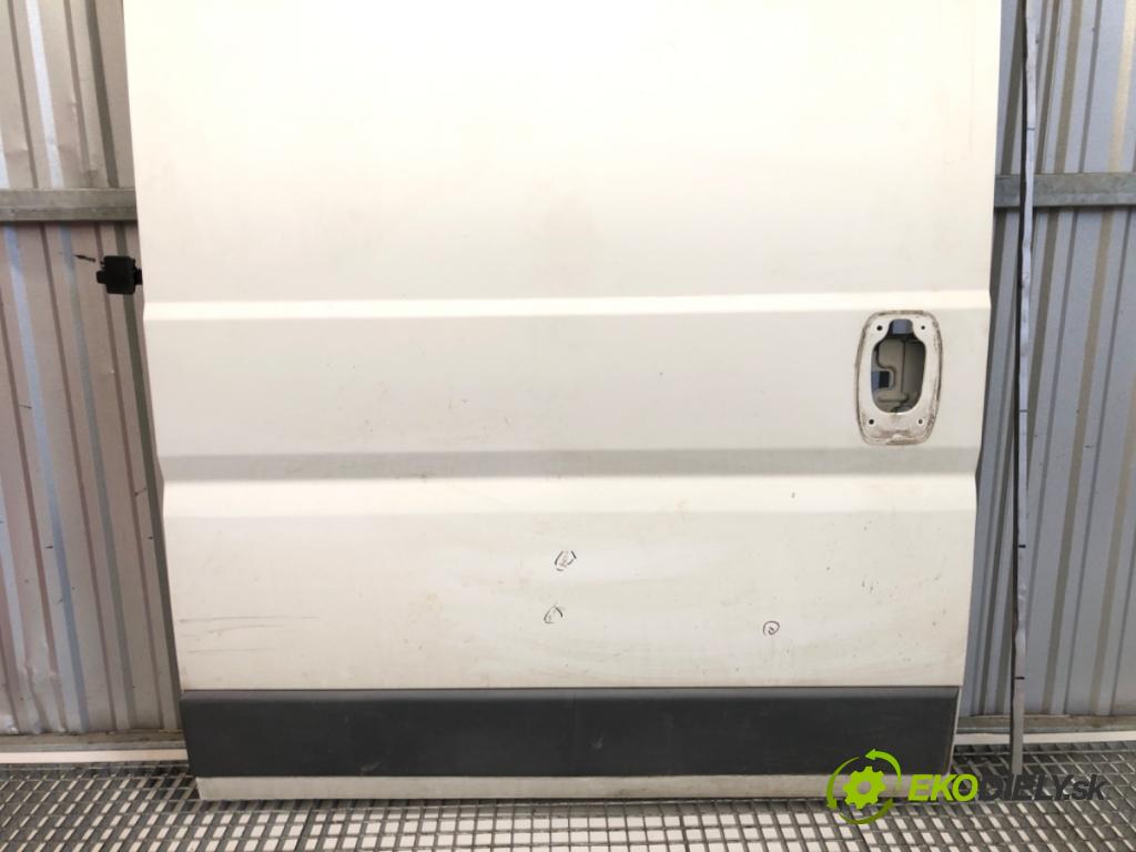 PEUGEOT BOXER I Autobus 2017 96 kW 2.0 BlueHDi 130 1997 Dvere pravy zad posuvné