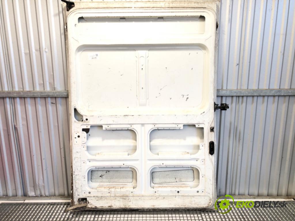 PEUGEOT BOXER I Autobus 2017 96 kW 2.0 BlueHDi 130 1997 Dvere pravy zad posuvné