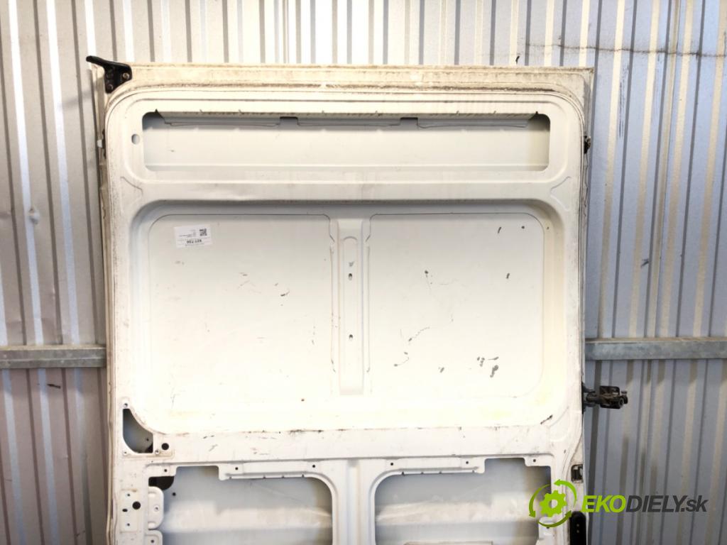 PEUGEOT BOXER I Autobus 2017 96 kW 2.0 BlueHDi 130 1997 Dvere pravy zad posuvné