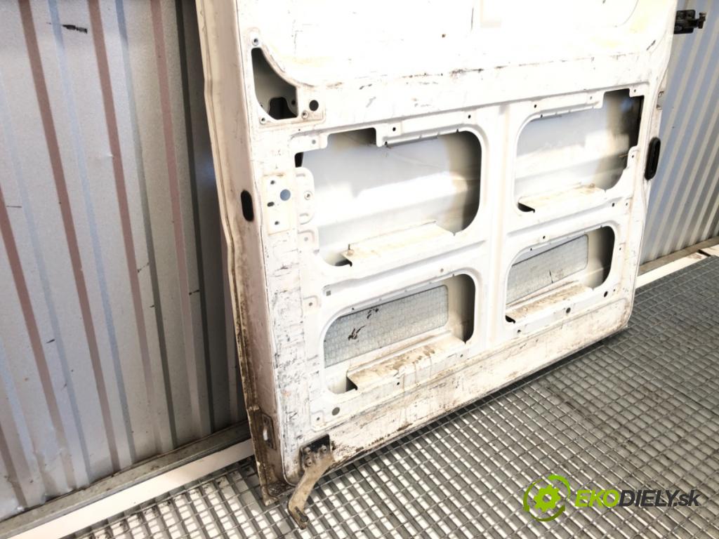 PEUGEOT BOXER I Autobus 2017 96 kW 2.0 BlueHDi 130 1997 Dvere pravy zad posuvné