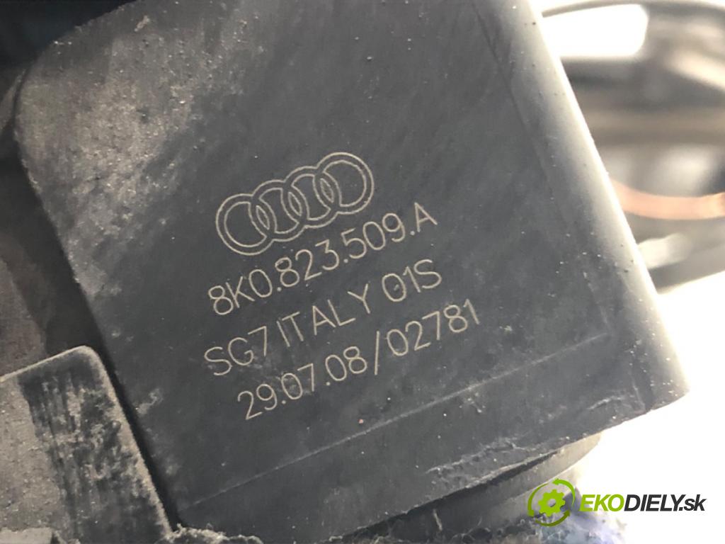 AUDI A4 B8 Kombi 2008 105 kW 2.0 TDI 1968 zámok kapoty přední část 8K1823746