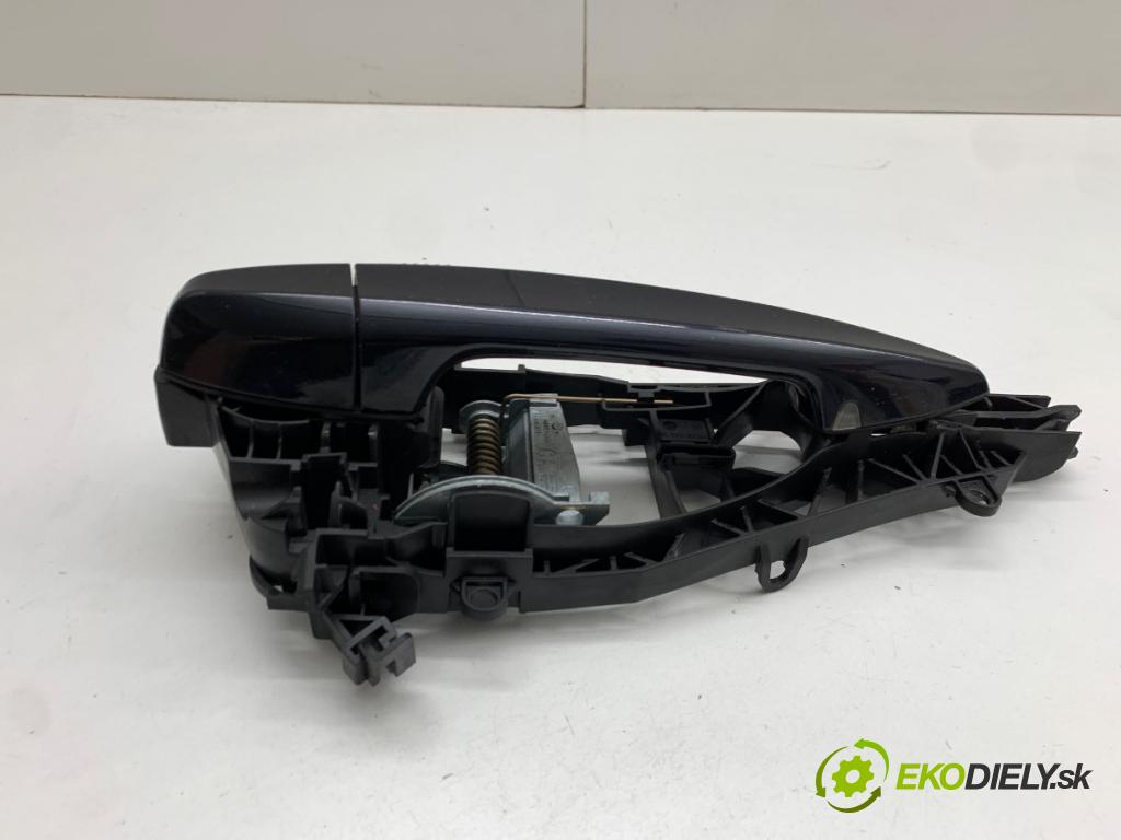 BMW F15 SUV 2018 225 kW xDrive 35 i 2979 Kľučka vonkajšia pravy zad 7381874