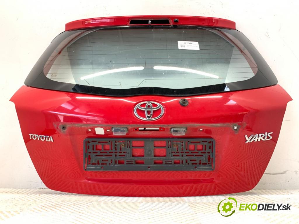 TOYOTA YARIS III liftback 2016 51 kW 1.0 (KSP130_) 998 kapota zad