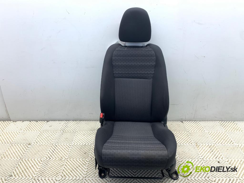 TOYOTA YARIS III liftback 2016 51 kW 1.0 (KSP130_) 998 Sedadlo ľavy predný 