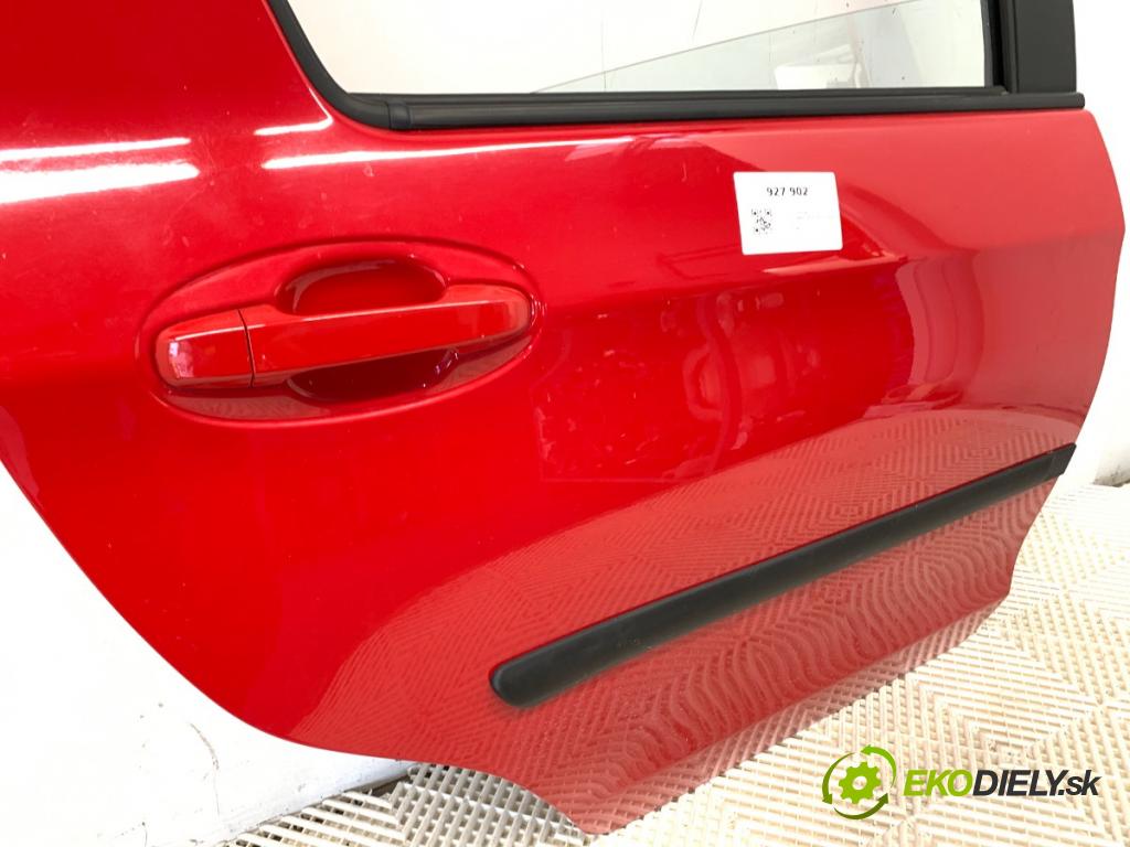 TOYOTA YARIS III liftback 2016 51 kW 1.0 (KSP130_) 998 Dvere pravy zad