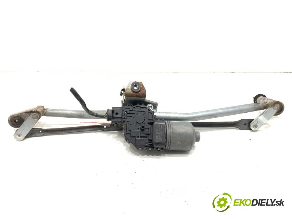 AUDI A4 B7 Kombi 2005 103 kW 2.0 TDI 1968 mechanismus stěračů přední část 8E1955119 (Motorek stěračů přední)
