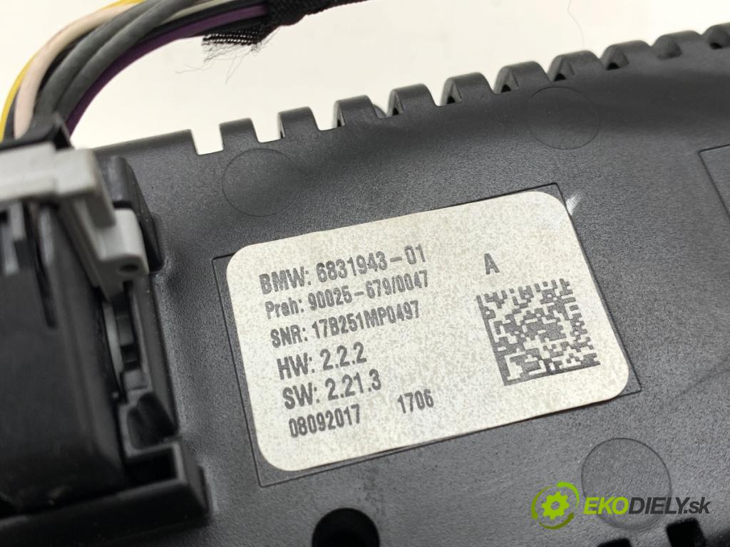 BMW F15 SUV 2018 225 kW xDrive 35 i 2979 Panel ovládaní topení 6831943 (Páčky pod volantem)