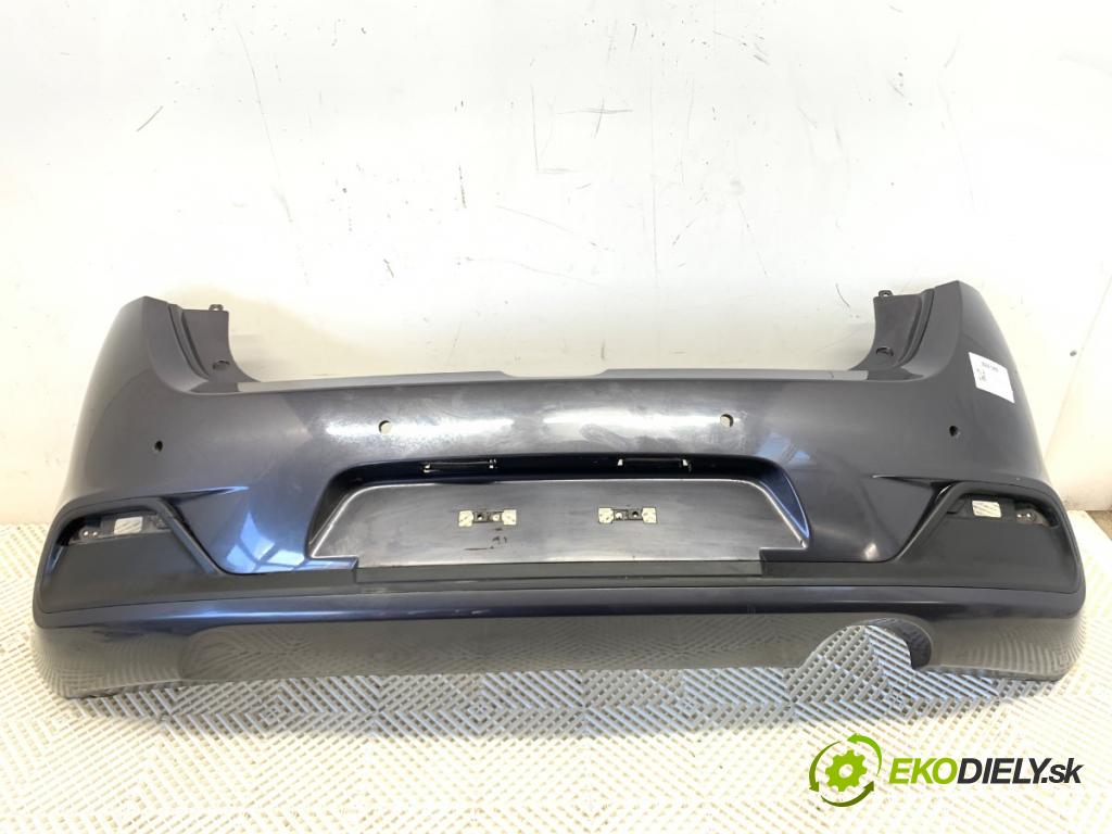 KIA CEED liftback 2012 94 kW 1.6 CRDi 128 1582 nárazník zadní část  (Klika dveří ostatní)