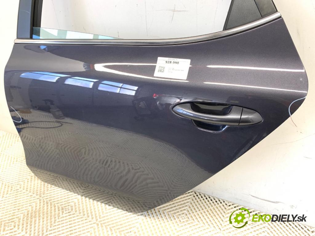 KIA CEED liftback 2012 94 kW 1.6 CRDi 128 1582 dveře levý zadní část