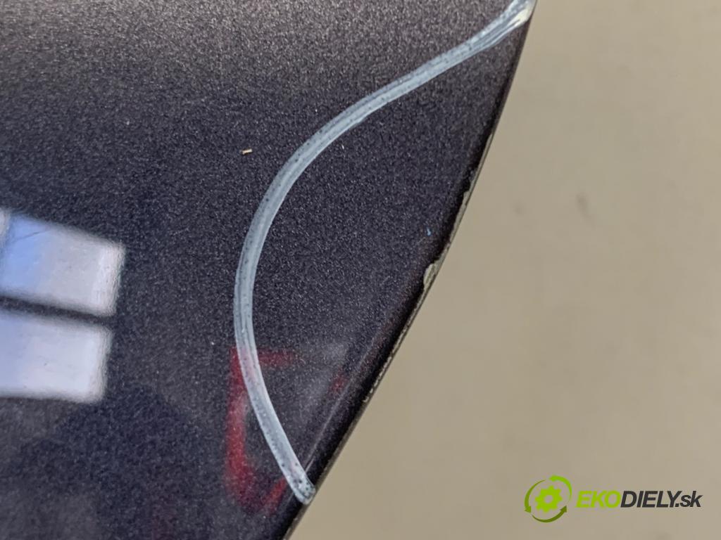 KIA CEED liftback 2012 94 kW 1.6 CRDi 128 1582 dveře levý zadní část